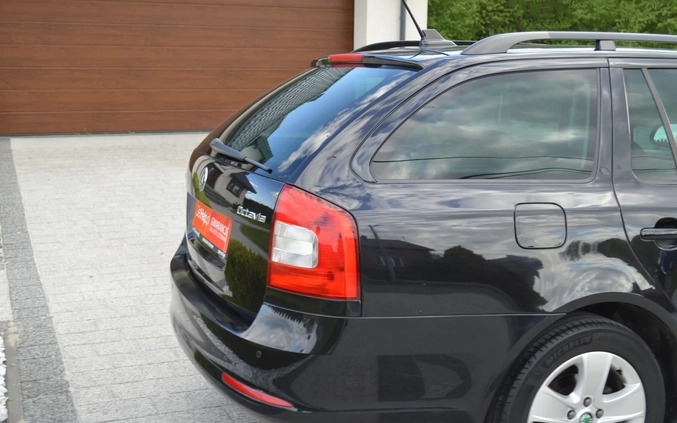 Skoda Octavia cena 17000 przebieg: 194000, rok produkcji 2013 z Nowe Brzesko małe 277